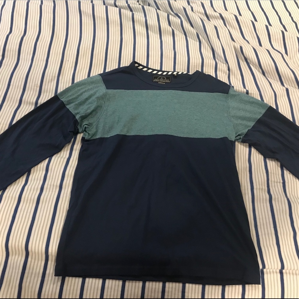 Long sleeve T-shirt